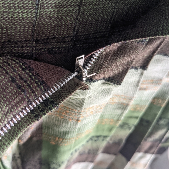 Vintage High Waisted Reversible Skirt! - Picture 5 of 8